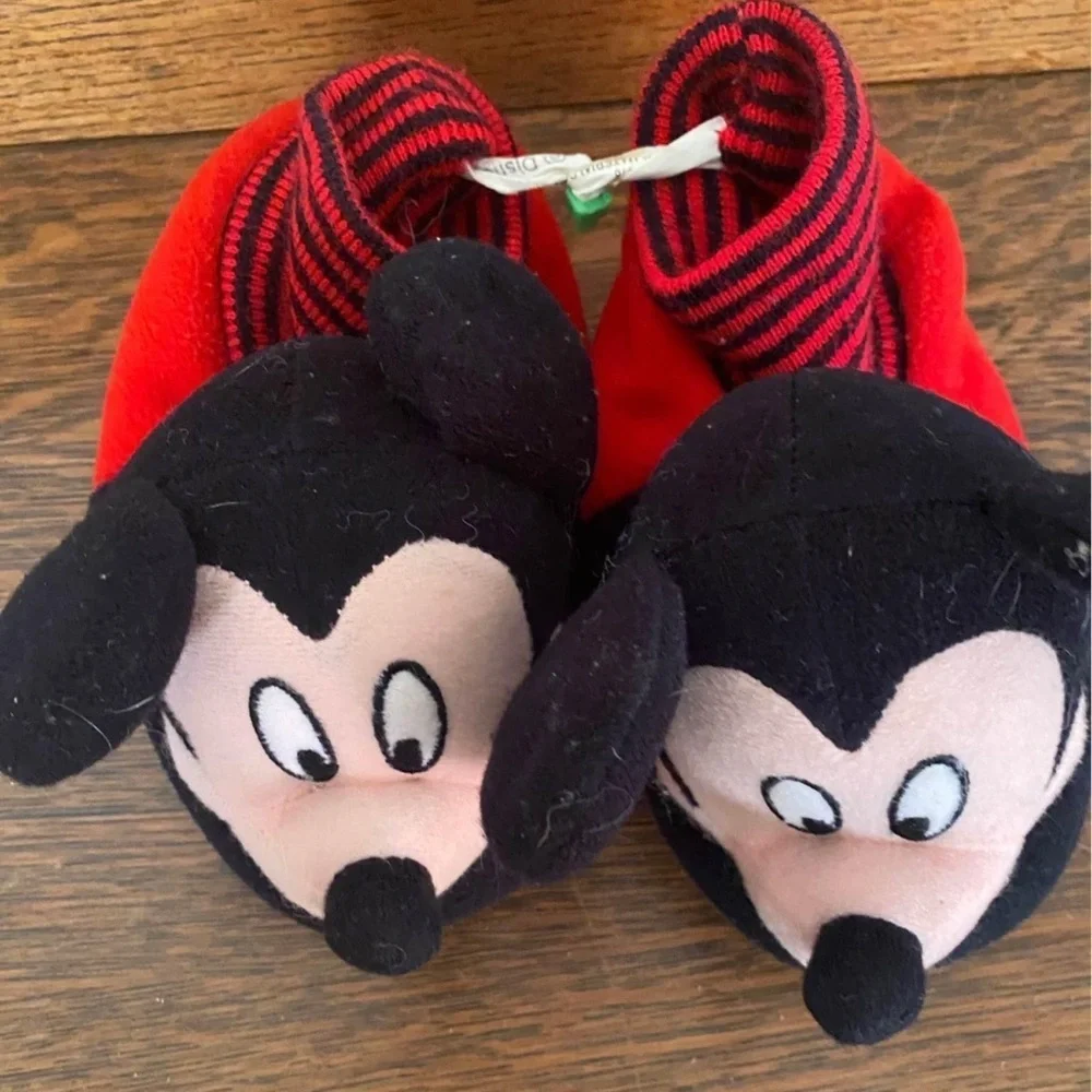 Disney Mickey Mouse Slipper